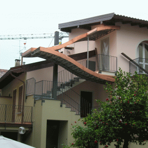 Copertura scala in acciaio e rame