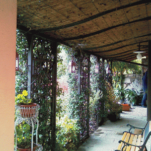 Gazebo su marciapiede