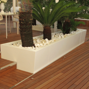 Fioriere in ferro rivestite in corian
