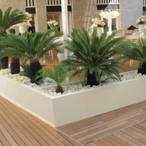 Fioriere in ferro rivestite in corian