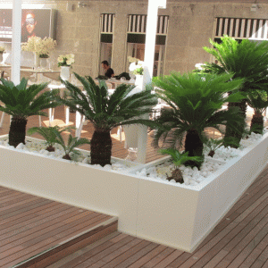 Fioriere in ferro rivestite in corian