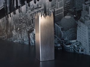 VASO INOX SATINATO INCISO A MANO CON DISEGNO RIPRODUCENTE VENATURA LEGNO